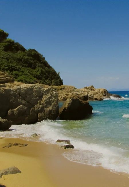 /images/destinations/skiathos/image-2.webp